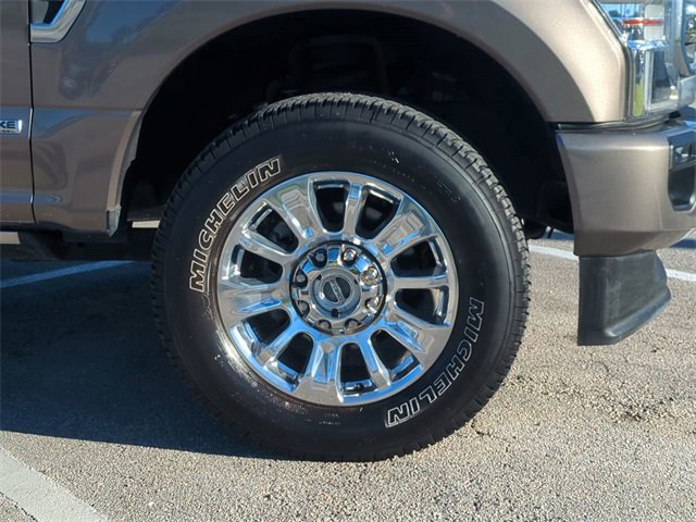 Certified 2021 Ford F250 Limited w/ FX4 Off-Road Package image 11