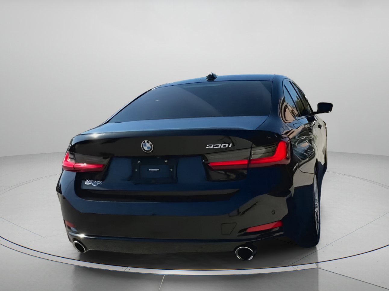 Used 2023 BMW 330i Sedan w/ Driving Assistance Package image 26