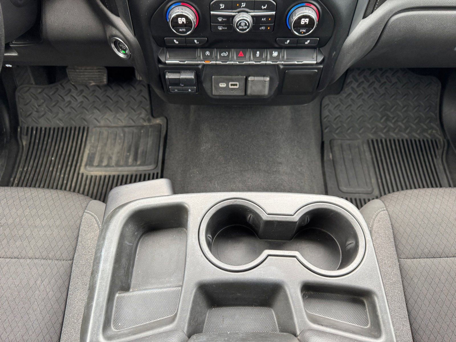 Used 2020 Chevrolet Silverado 1500 LT w/ All-Star Edition AWD/4WD image 11