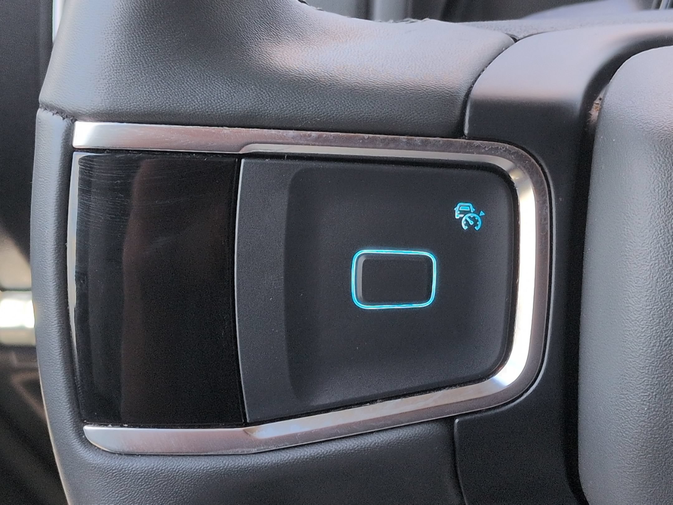 Certified 2025 Ford Expedition Max Active RWD image 18