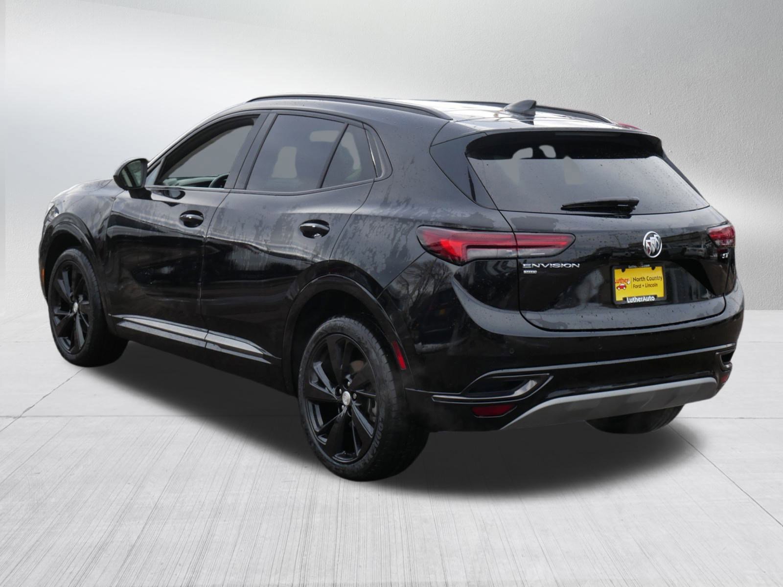 Used 2021 Buick Envision Essence w/ Technology Package I image 3