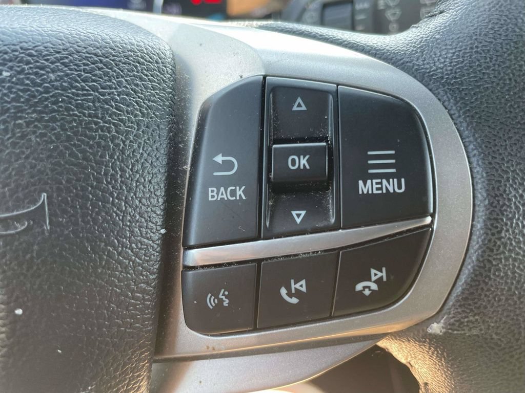 Certified 2023 Ford Explorer XLT RWD image 25