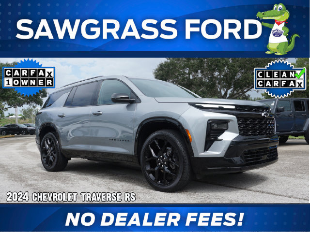 Used 2024 Chevrolet Traverse RS w/ LPO, Floor Liner Package FWD image 1