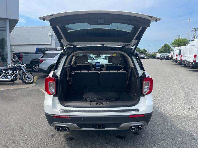 Certified 2023 Ford Explorer Platinum w/ Technology Package AWD/4WD image 12