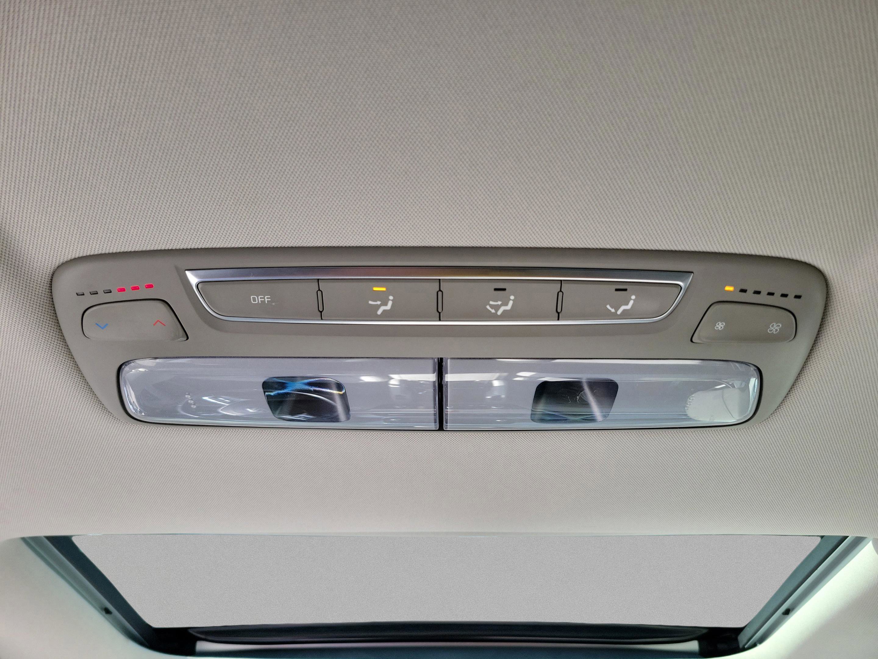 Used 2021 Kia Telluride S image 9