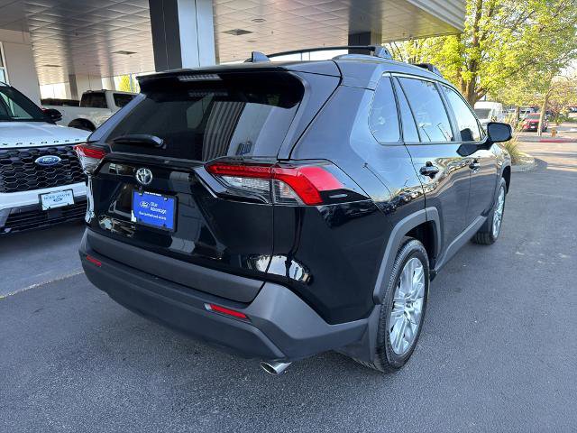 Used 2025 Toyota RAV4 XLE Premium w/ Weather Package AWD/4WD image 12
