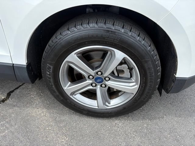 Certified 2021 Ford Edge SEL w/ Convenience Package AWD/4WD image 9
