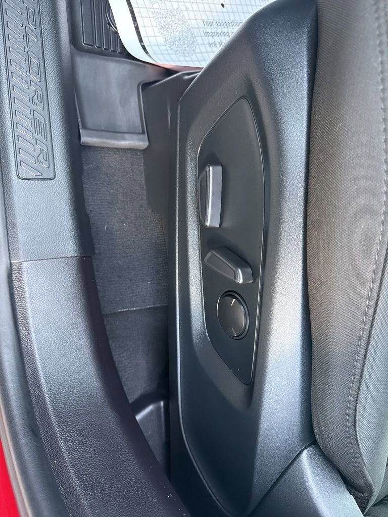 Certified 2022 Ford Explorer XLT image 61