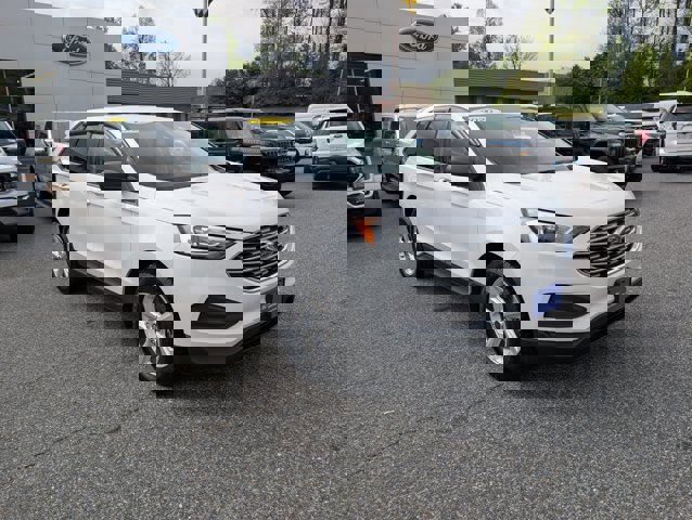 Certified 2020 Ford Edge SE FWD image 7