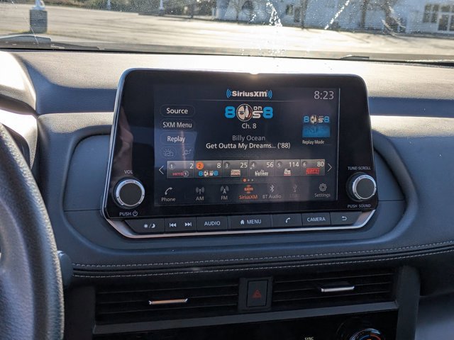 Used 2024 Nissan Rogue SV image 21