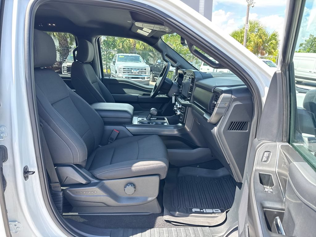 Certified 2024 Ford F150 XLT w/ XLT Black Appearance Package AWD/4WD image 27