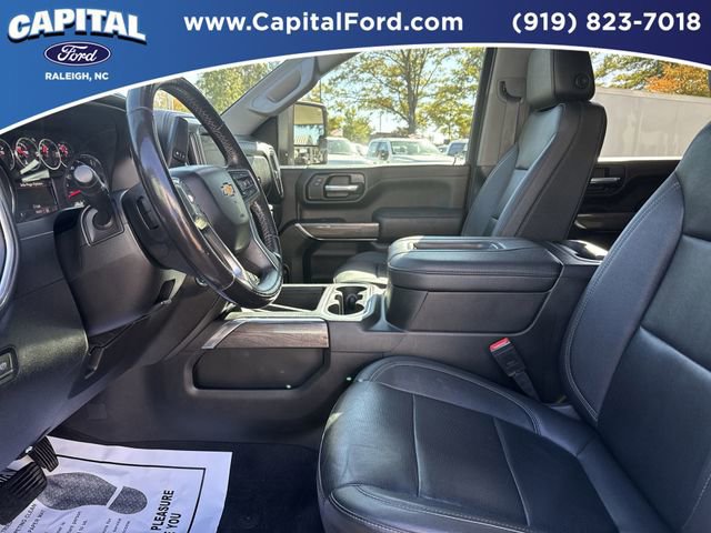 Used 2021 Chevrolet Silverado 2500 LTZ w/ LTZ Convenience Package image 17