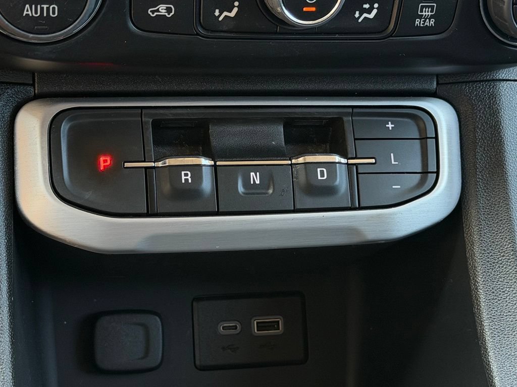 Used 2023 GMC Acadia SLE FWD image 30