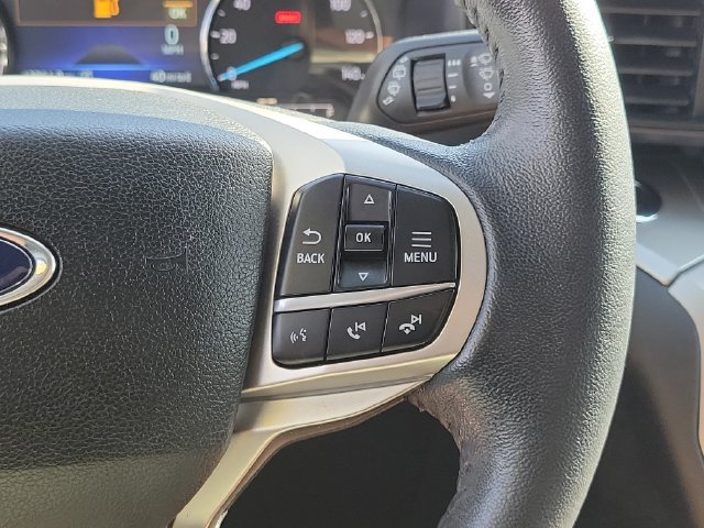 Certified 2021 Ford Explorer XLT RWD image 8
