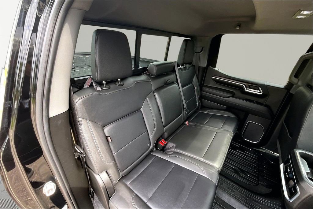 Used 2022 GMC Sierra 1500 SLT w/ SLT Premium Plus Package AWD/4WD image 28
