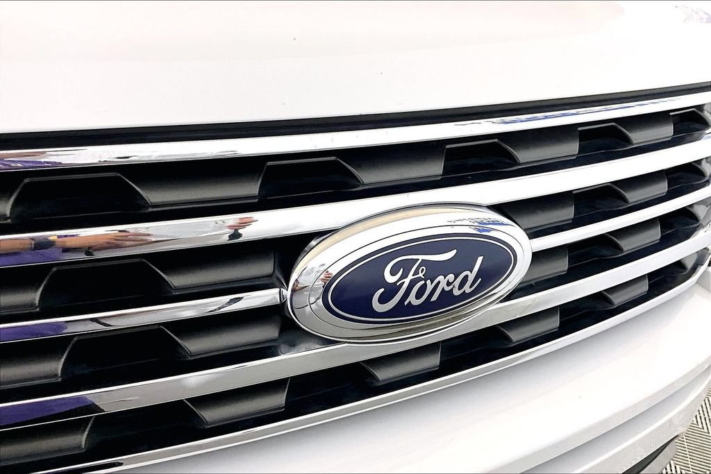 Certified 2021 Ford Expedition XLT RWD image 24