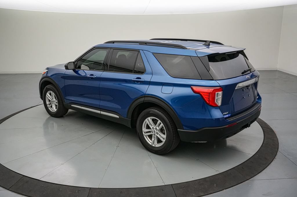 Certified 2023 Ford Explorer XLT w/ Class IV Trailer Tow Package AWD/4WD image 6