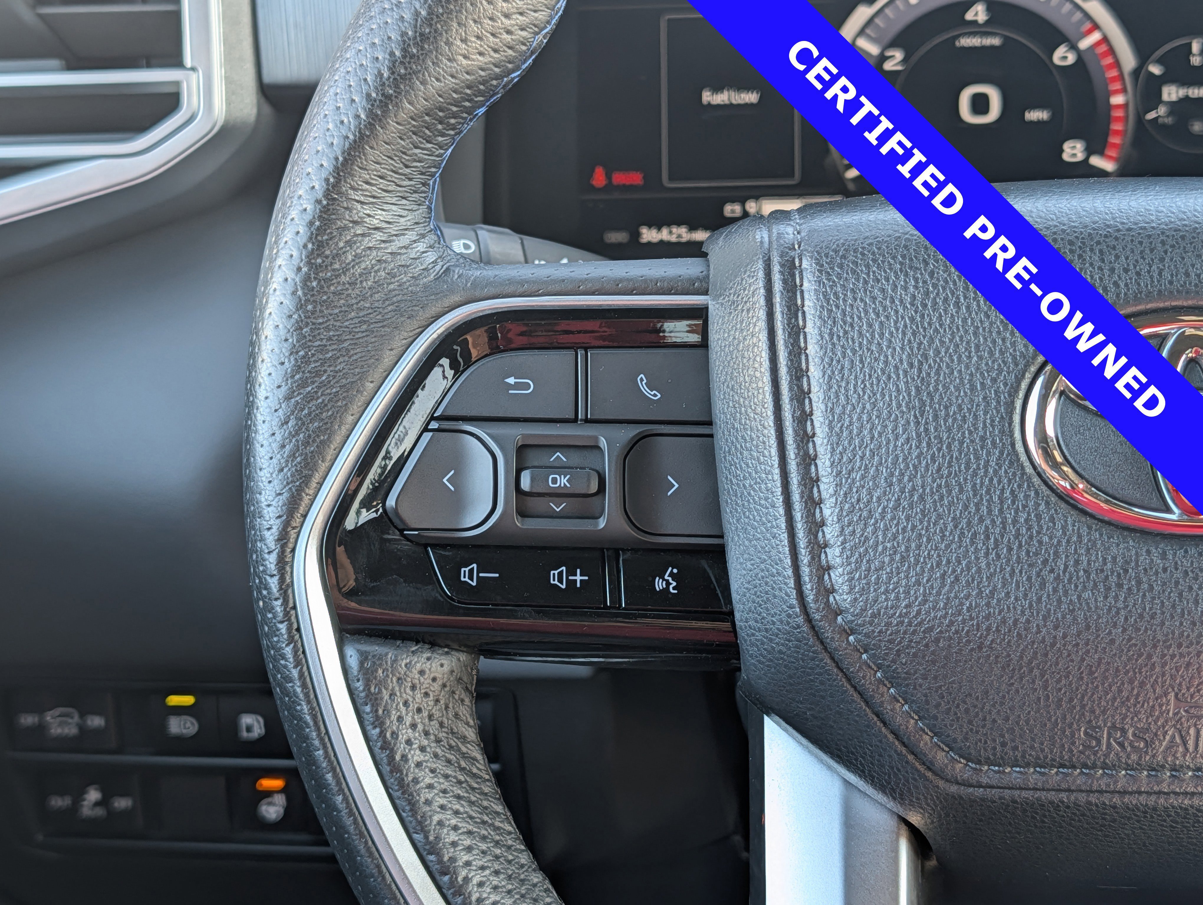 Used 2023 Toyota Sequoia Platinum image 26