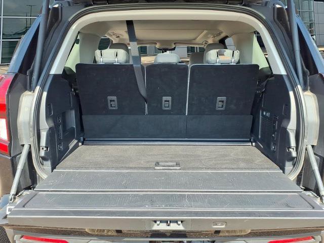 Certified 2025 Ford Expedition Active AWD/4WD image 17
