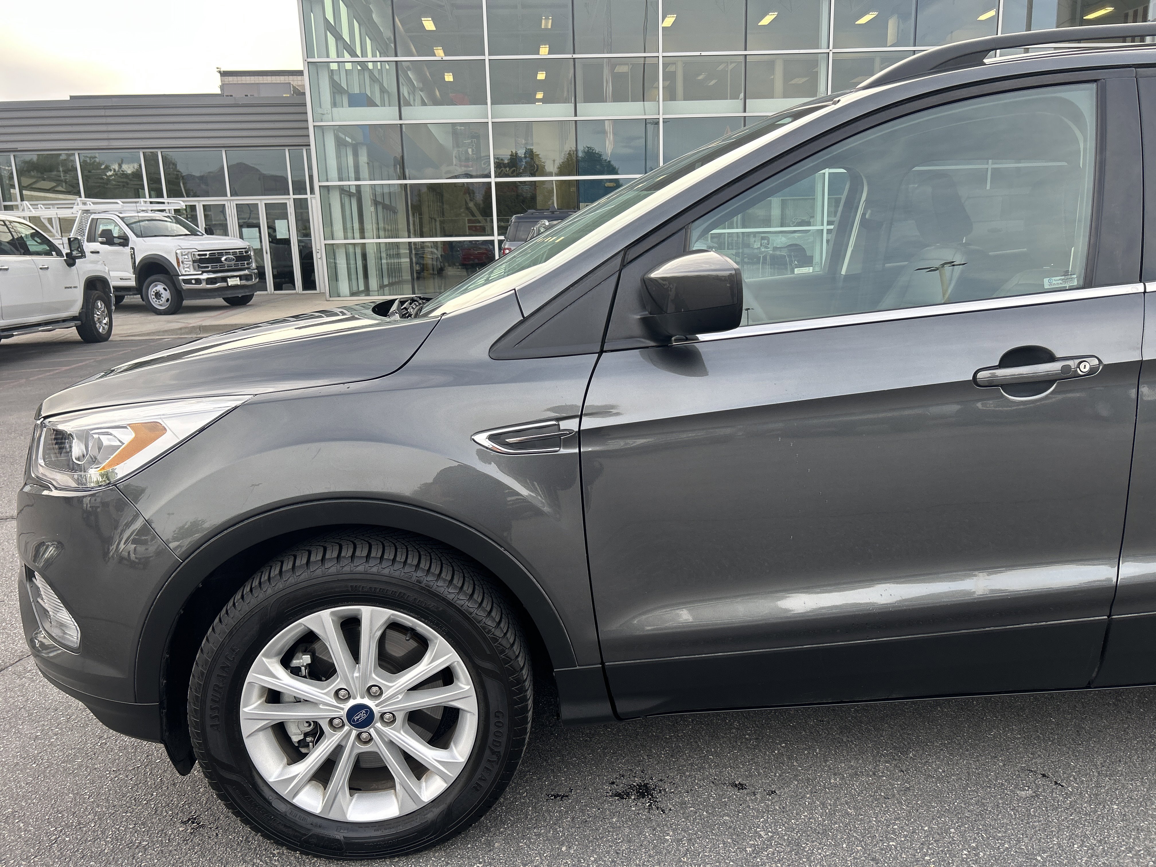 Certified 2019 Ford Escape SEL AWD/4WD image 10