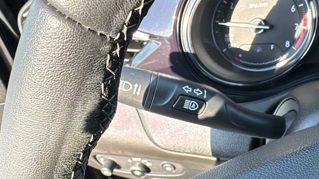 Used 2021 Buick Encore GX Select w/ Sport Touring Package image 18