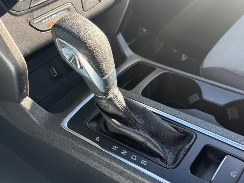 Certified 2018 Ford Escape SE w/ SE Sync 3 Package image 22