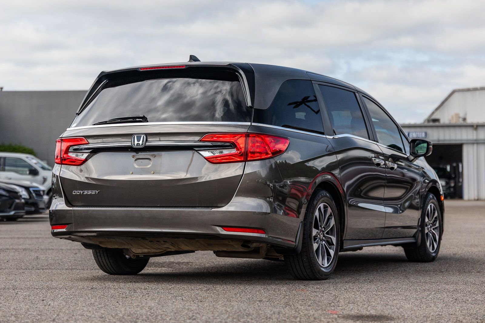 Used 2021 Honda Odyssey EX-L image 7