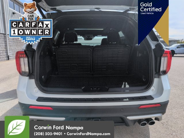 Certified 2025 Ford Explorer Platinum w/ Ultimate Package AWD/4WD image 30