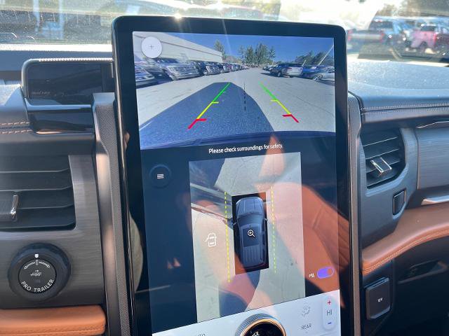 Certified 2023 Ford Expedition Platinum image 10