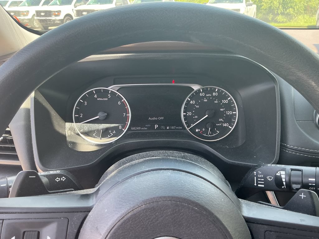 Used 2023 Nissan Rogue S AWD/4WD image 26