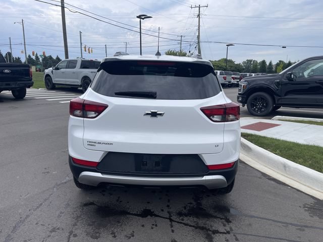 Used 2023 Chevrolet TrailBlazer LT w/ Convenience Package AWD/4WD image 4