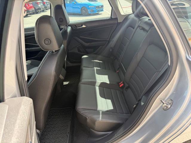 Used 2024 Volkswagen Jetta SE w/ Panoramic Sunroof Package FWD image 12