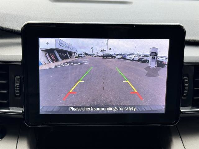 Certified 2021 Ford Explorer XLT w/ Equipment Group 202A image 29