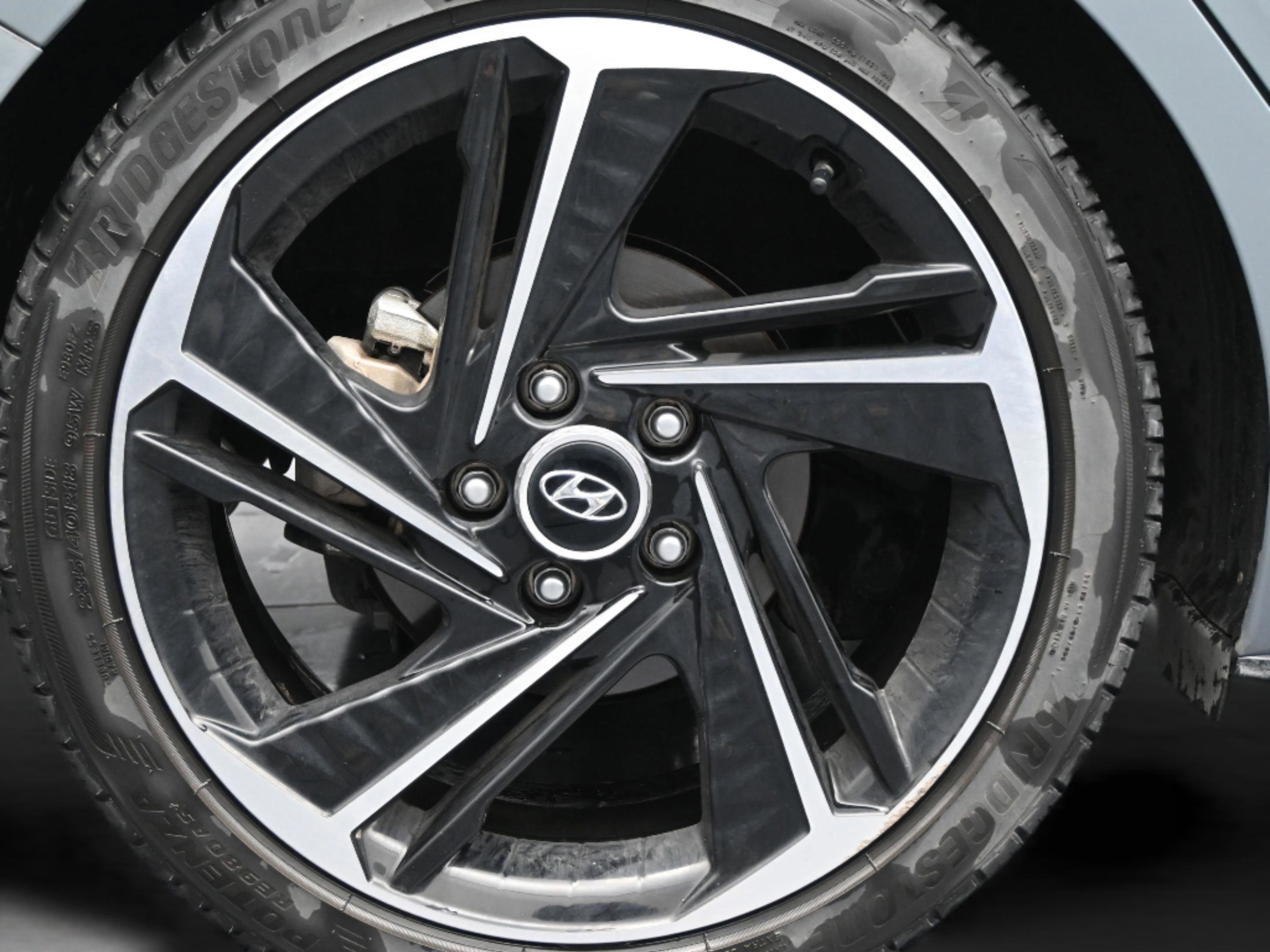 Used 2023 Hyundai Elantra N Line image 31