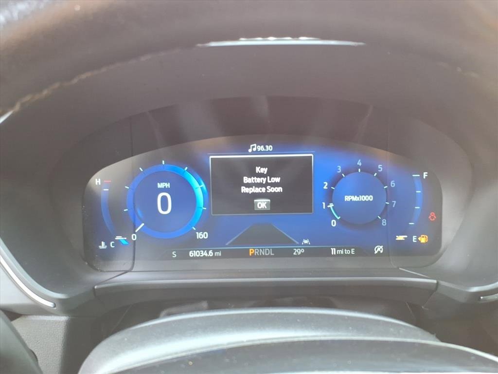 Certified 2022 Ford Escape Titanium w/ Titanium Elite Package image 18