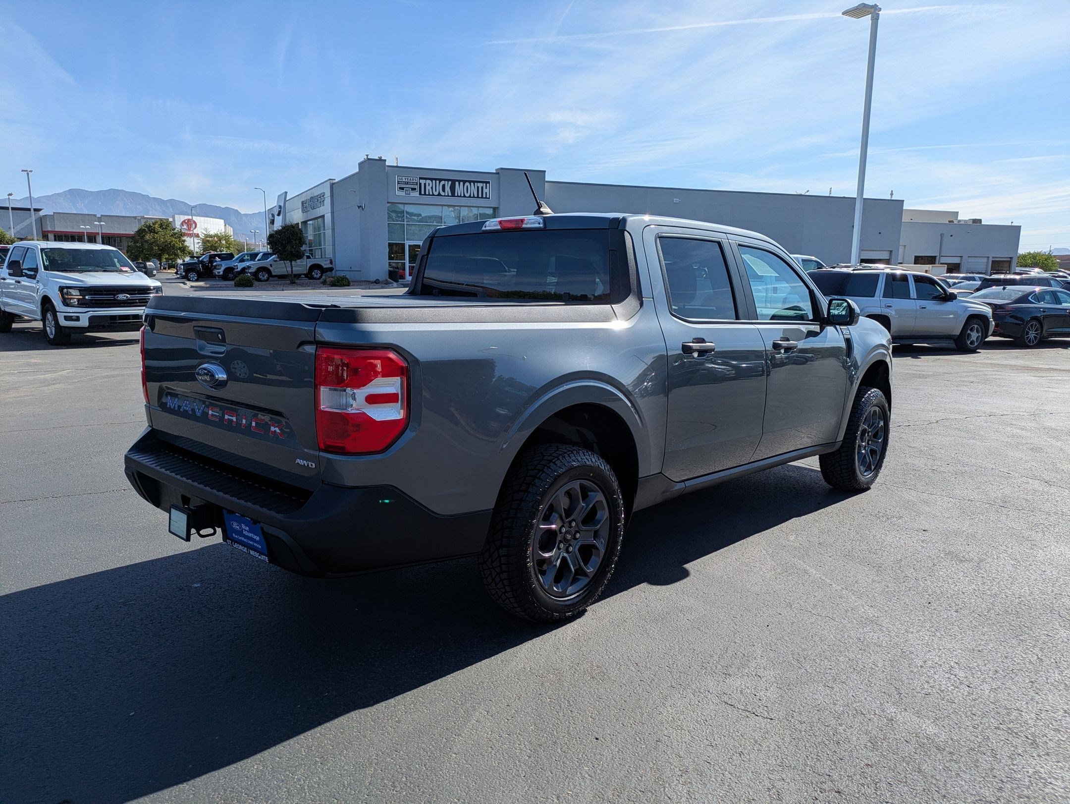 Certified 2022 Ford Maverick XLT w/ Equipment Group 300A Standard AWD/4WD image 4