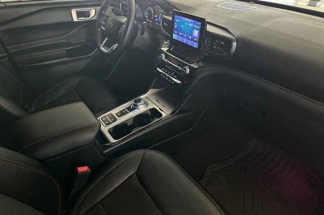 Certified 2023 Ford Explorer ST-Line w/ Class IV Trailer Tow Package image 17