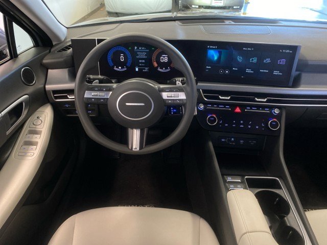 Used 2024 Hyundai Sonata SEL FWD image 11