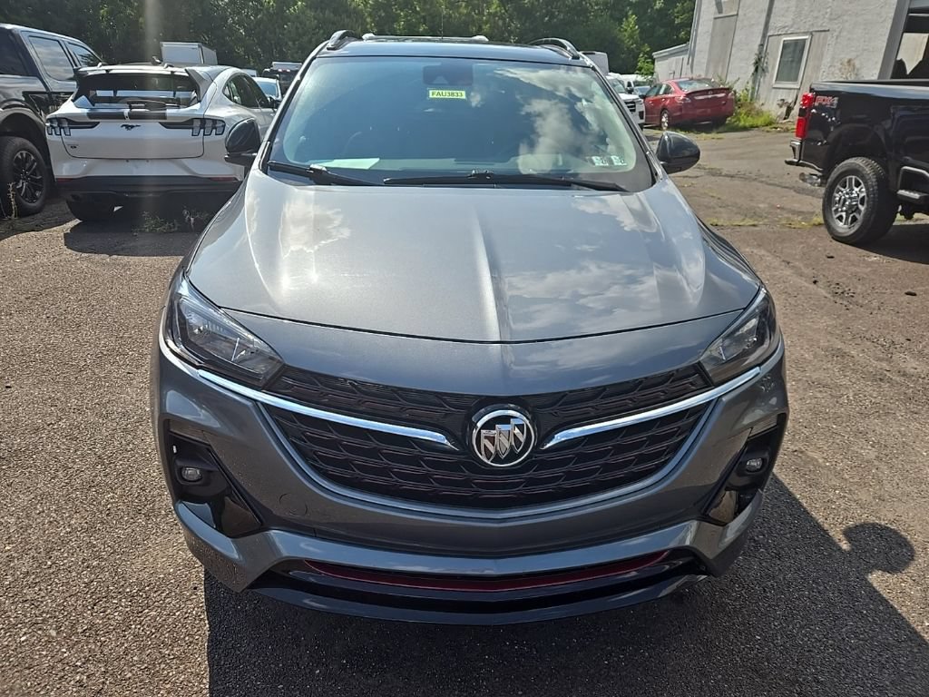 Used 2020 Buick Encore GX Select w/ Experience Buick Package AWD/4WD image 2