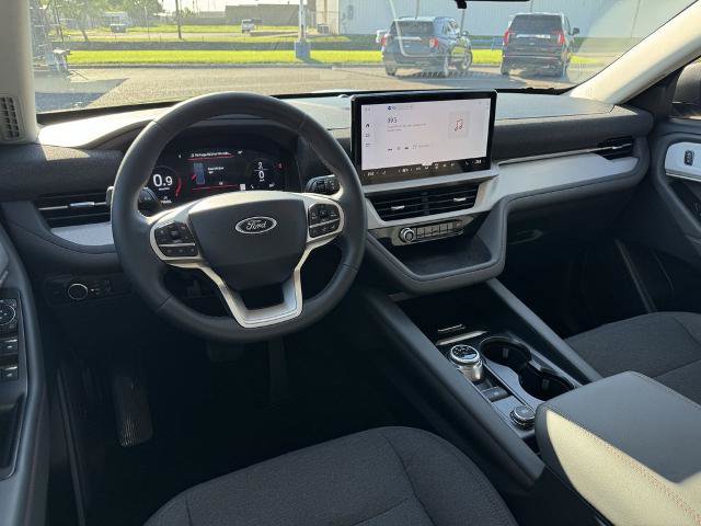 Certified 2025 Ford Explorer Active RWD image 17