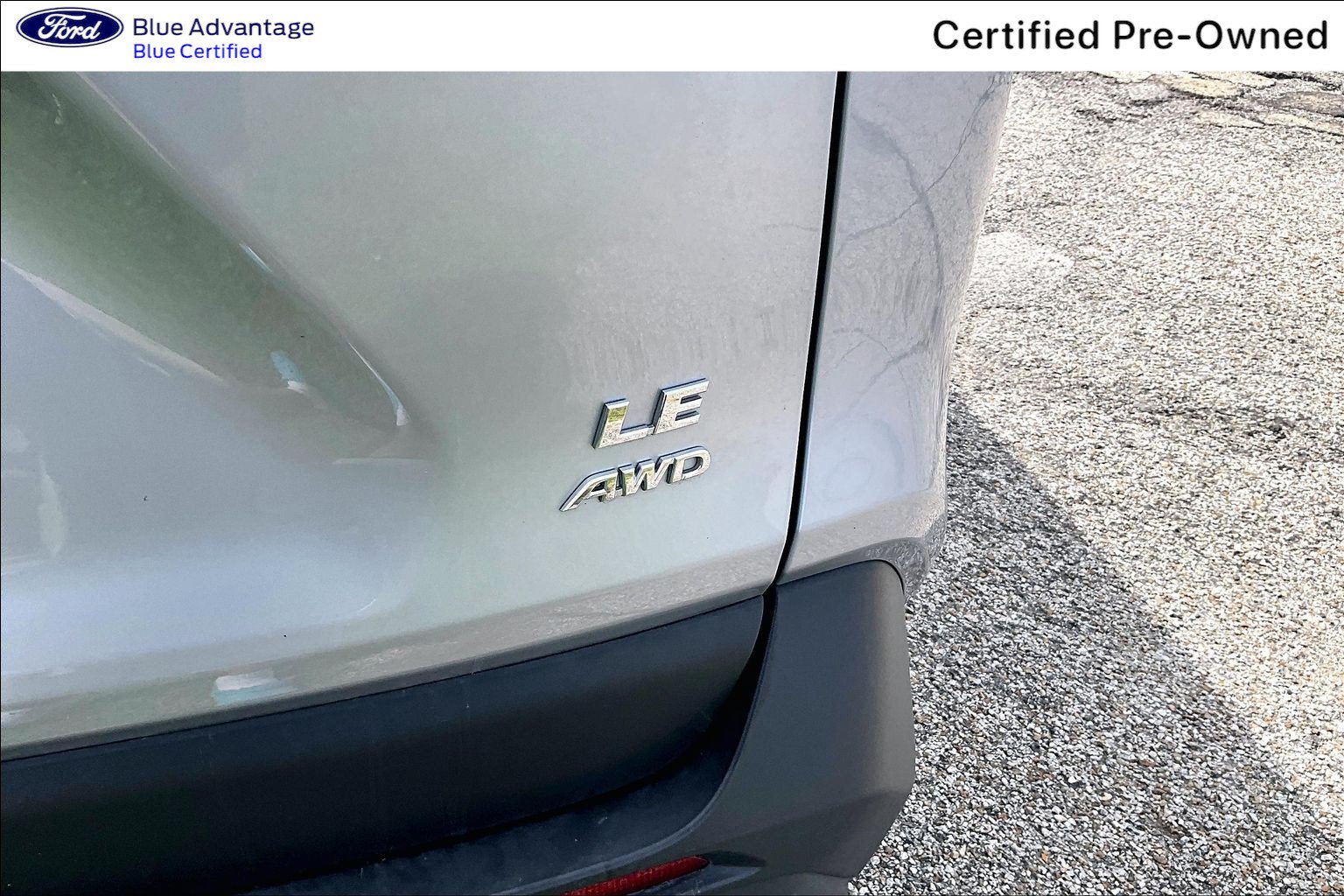 Used 2025 Toyota RAV4 LE AWD/4WD image 8
