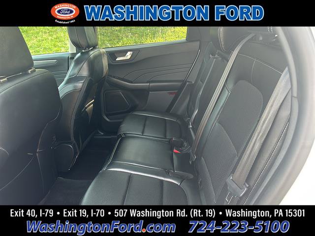 Certified 2022 Ford Escape Titanium AWD/4WD image 16