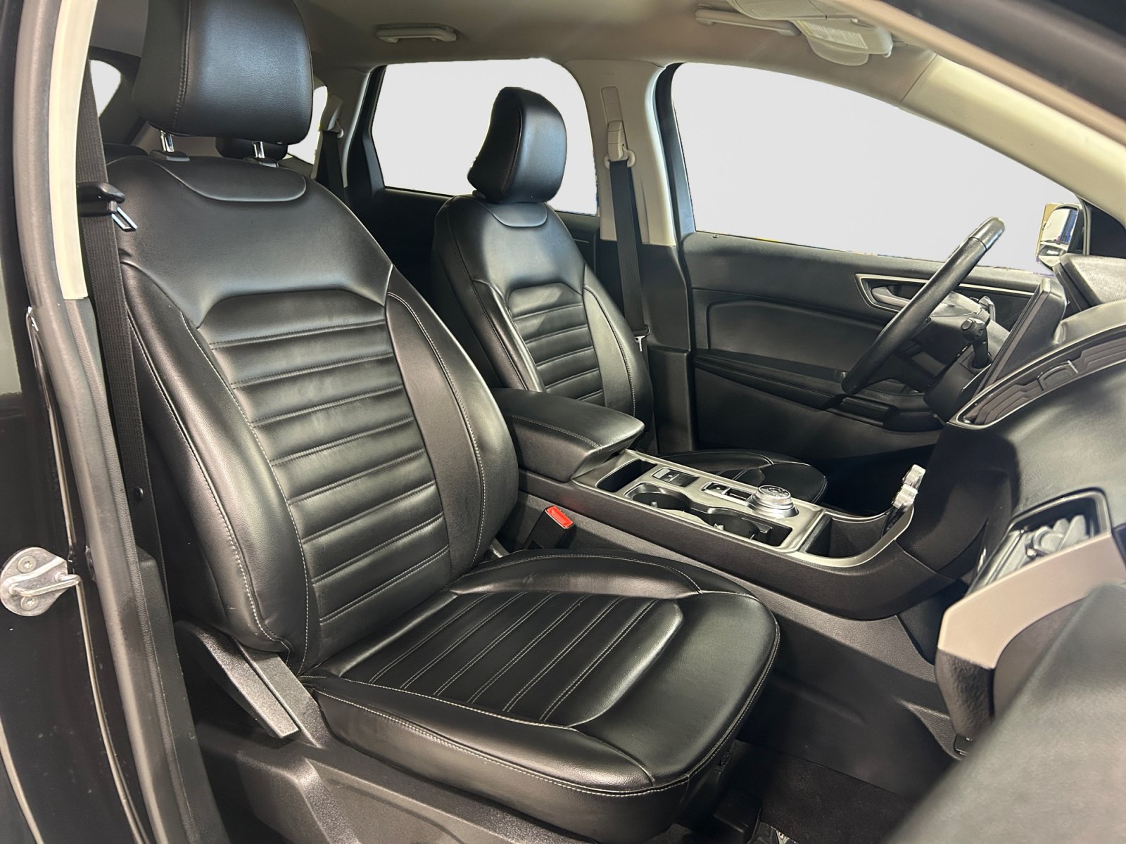 Certified 2024 Ford Edge SEL AWD/4WD image 22