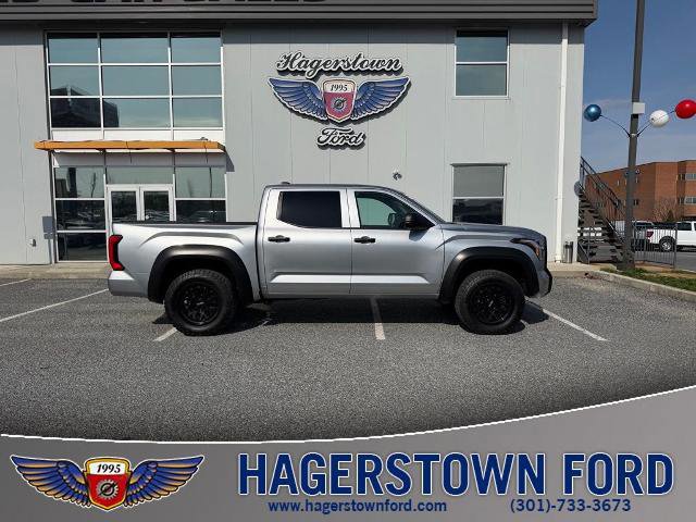 Used 2024 Toyota Tundra SR w/ SR Tow Package image 8