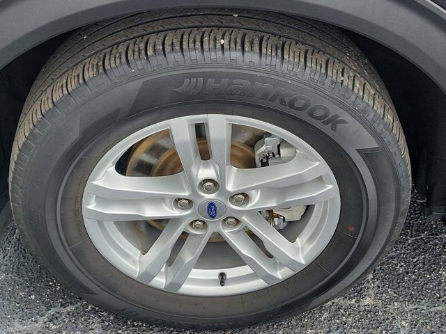 Certified 2023 Ford Explorer XLT RWD image 9