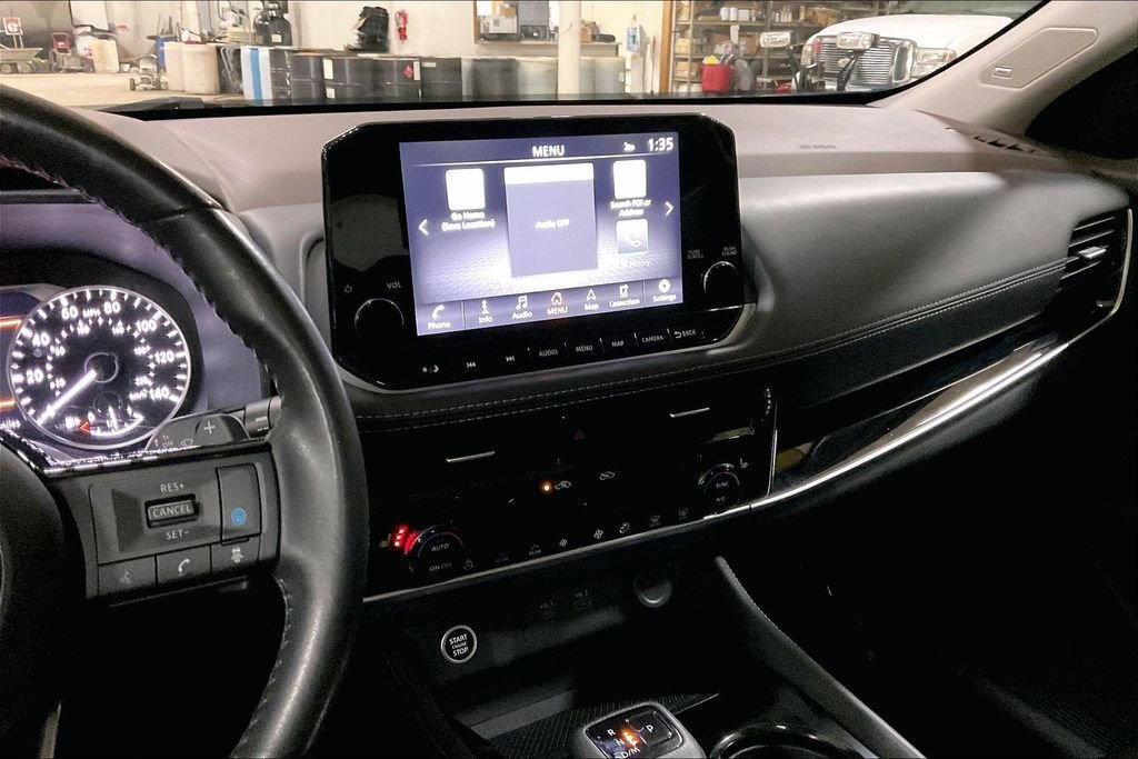 Used 2023 Nissan Rogue SL w/ SL Premium Package image 8