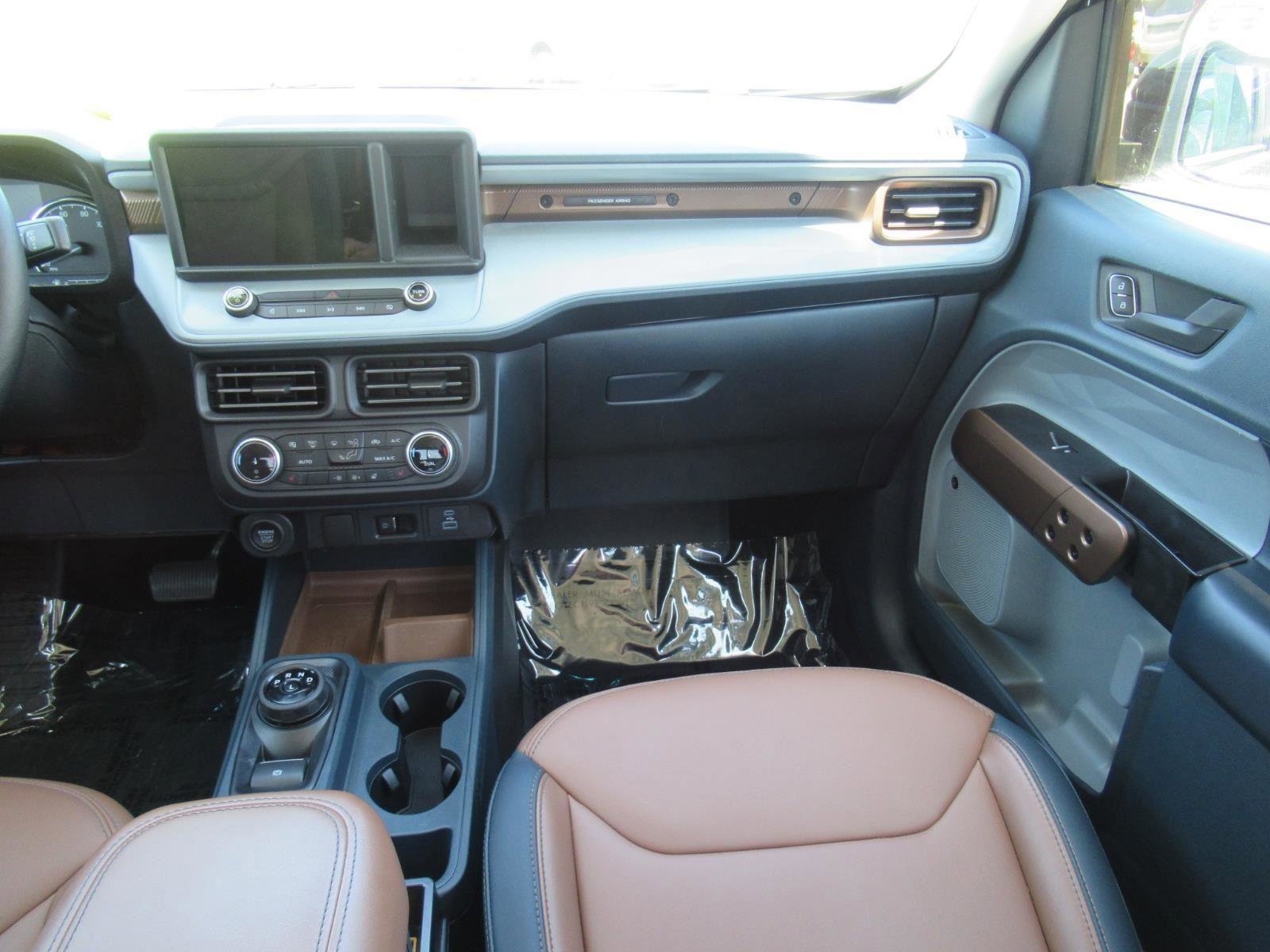 Certified 2022 Ford Maverick Lariat w/ Lariat Luxury Package FWD image 13