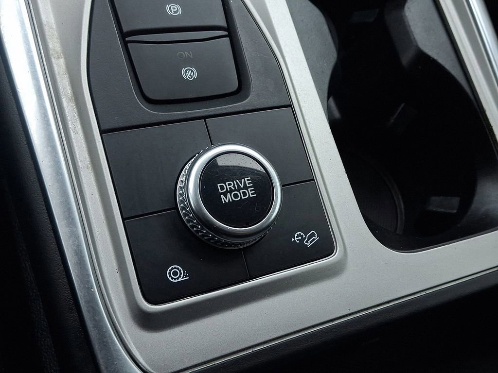 Certified 2023 Ford Explorer XLT w/ Equipment Group 202A AWD/4WD image 27