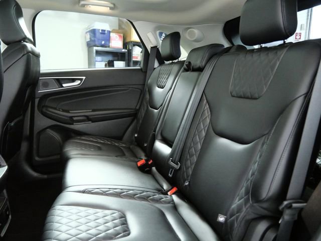 Certified 2023 Ford Edge Titanium w/ Class II Trailer Tow Package image 15