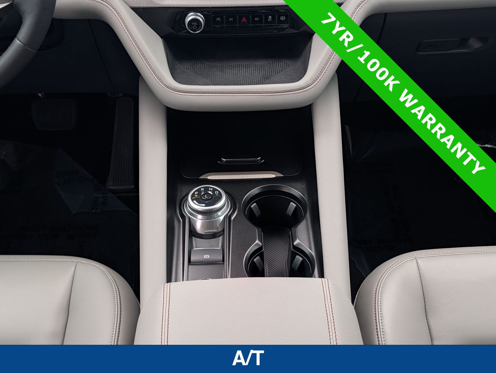 Certified 2025 Ford Explorer Active w/ Active Comfort Package RWD image 22